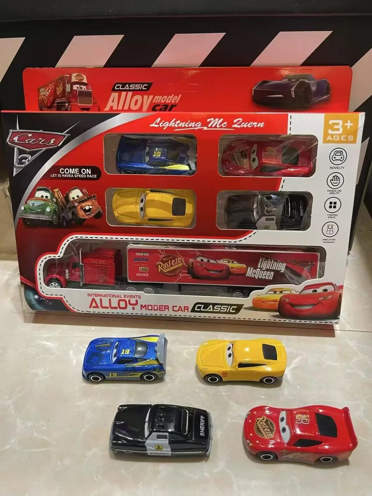 TurboRacers Collectible Car