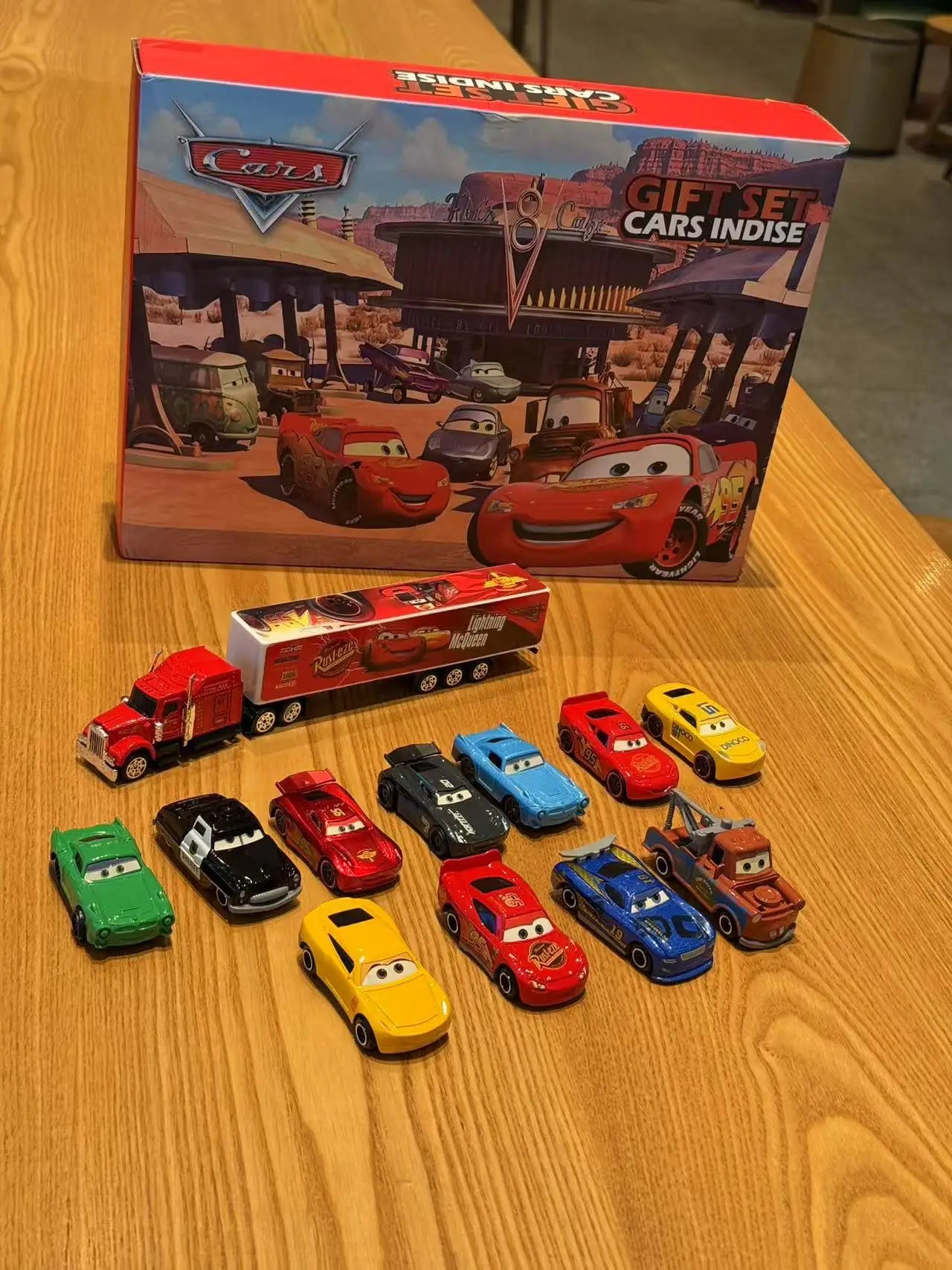 TurboRacers Collectible Car